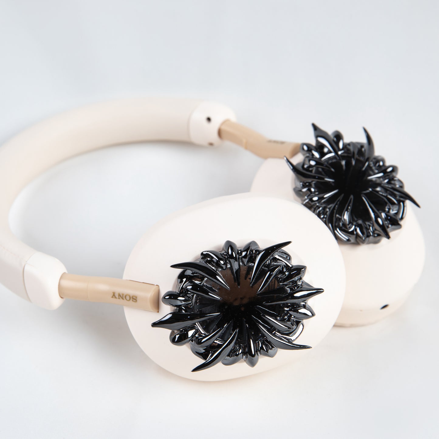 Sony XM5 attachments, Sony XM5 aesthetic, Sony XM5 accessories, sci-fi, Gothic, girlfriend, Gift for him, Gift for her, futuristic, cyberpunk, boyfriend, sonyheadphones, sonywh1000xm5, Sonywh1000xm4, headphone accessories, headphone attachments, throne, 3d printed