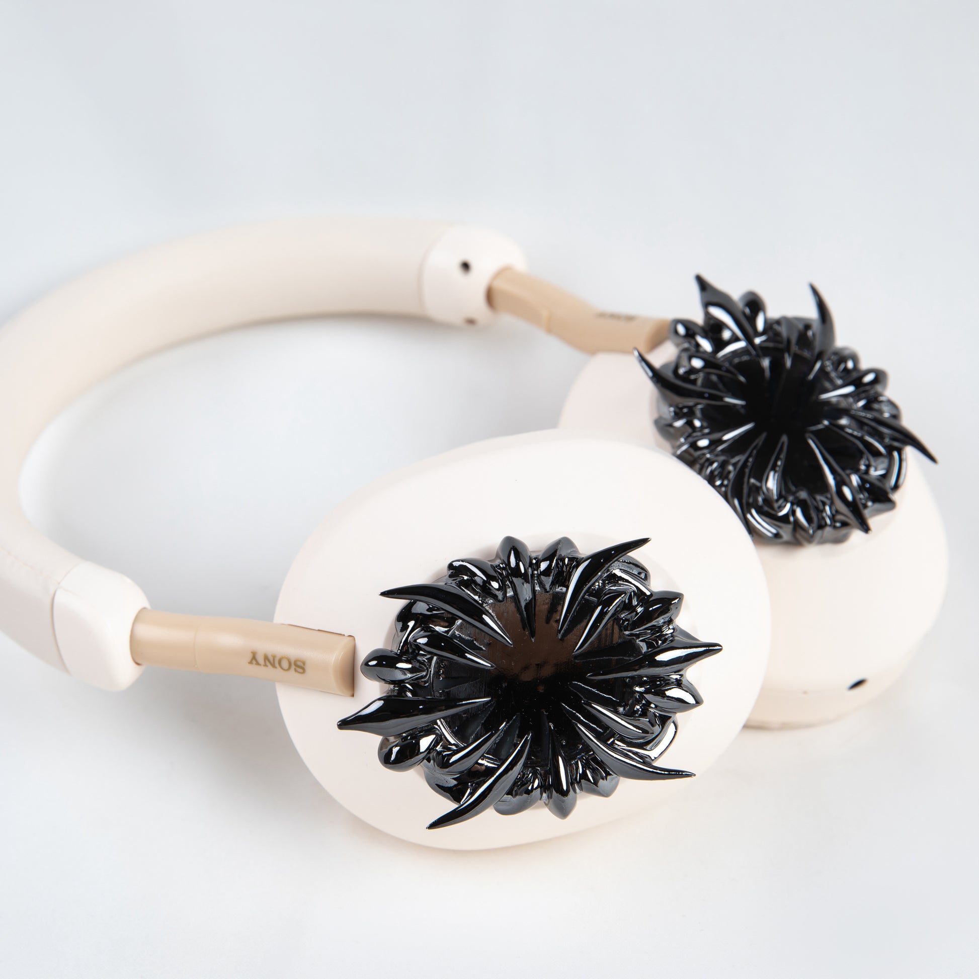 Sony XM5 attachments, Sony XM5 aesthetic, Sony XM5 accessories, sci-fi, Gothic, girlfriend, Gift for him, Gift for her, futuristic, cyberpunk, boyfriend, sonyheadphones, sonywh1000xm5, Sonywh1000xm4, headphone accessories, headphone attachments, throne, 3d printed