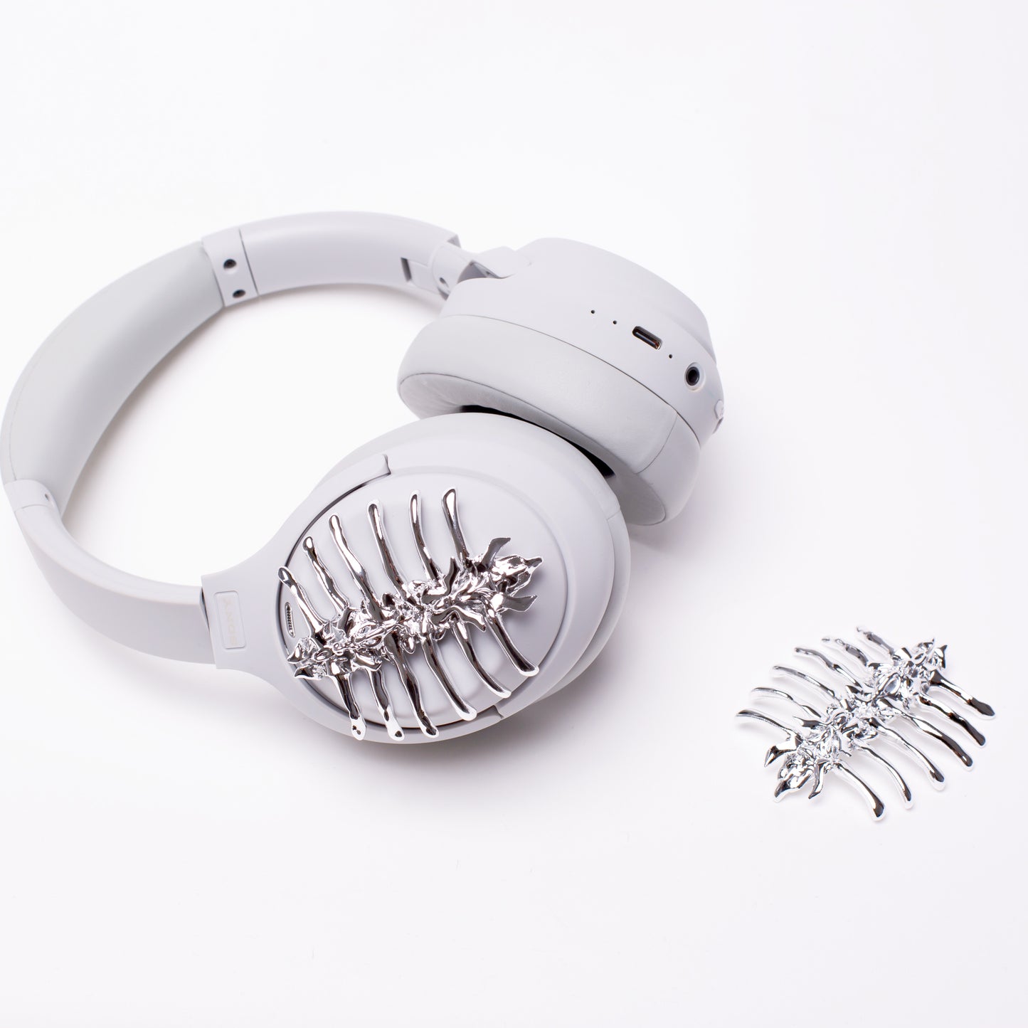 Sony XM4 attachments, Sony XM4 aesthetic, Sony XM4 accessories, sci-fi, Gothic, girlfriend, Gift for him, Gift for her, futuristic, cyberpunk, boyfriend, sonyheadphones, sonywh1000xm5, Sonywh1000xm4, headphone accessories, headphone attachments, chrome spines, spines