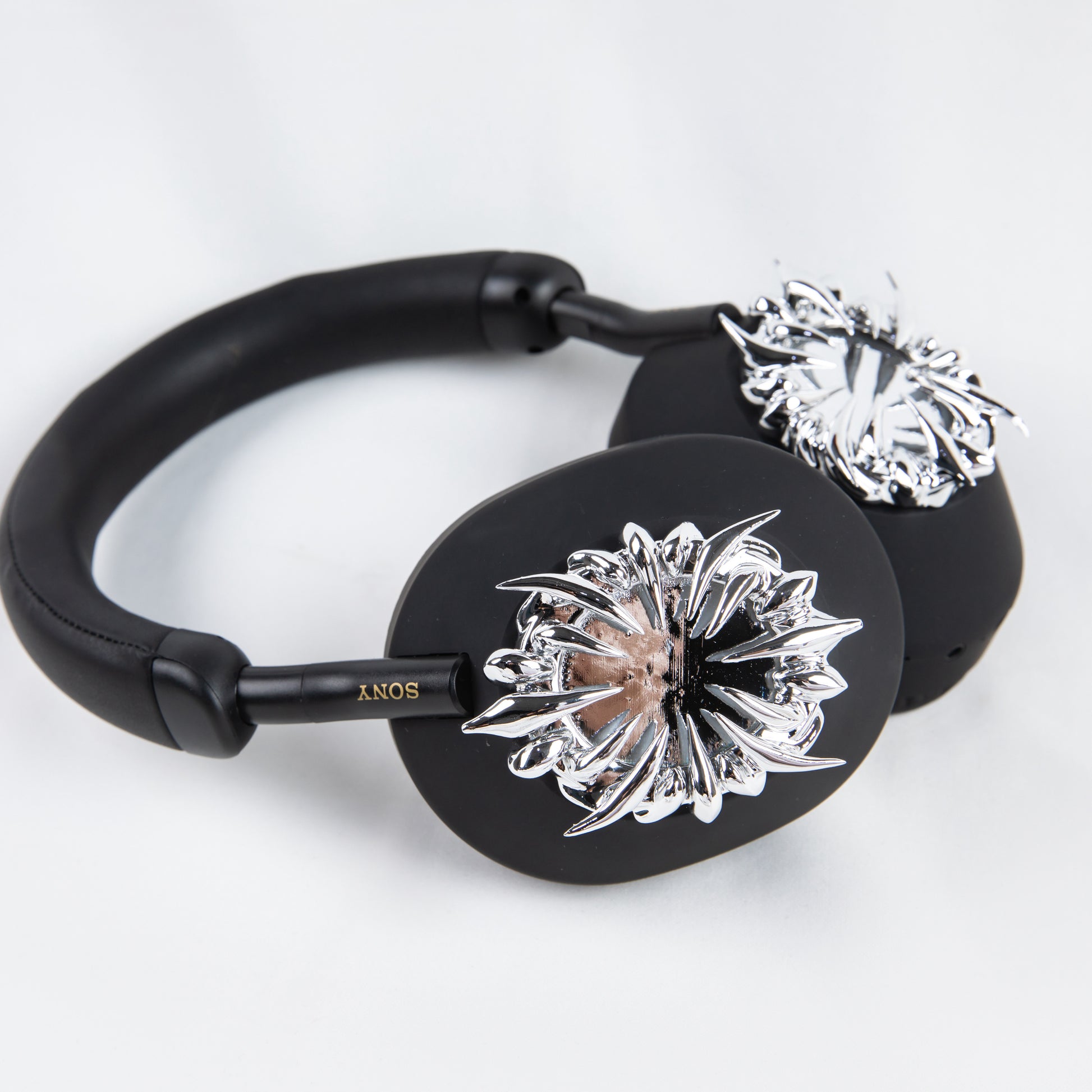 Sony XM5 attachments, Sony XM5 aesthetic, Sony XM5 accessories, sci-fi, Gothic, girlfriend, Gift for him, Gift for her, futuristic, cyberpunk, boyfriend, sonyheadphones, sonywh1000xm5, Sonywh1000xm4, headphone accessories, headphone attachments, throne, 3d printed